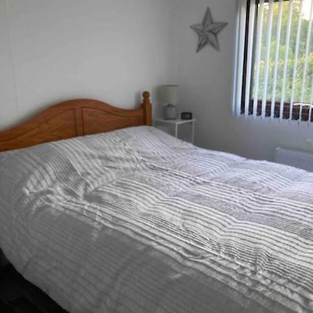 Cwtch Cymru Lodge 7F Caer Beris Holiday Lodge Park Билт-Уэлс Экстерьер фото